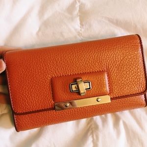 • banana republic wallet •